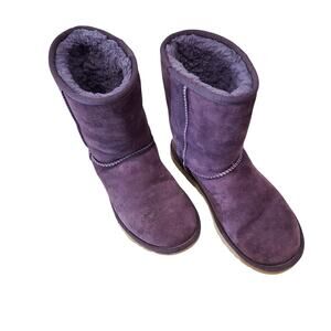 UGG Women’s Purple Classic Short Boots Size 7